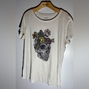 Torrid Cream Skull Graphic Women's Top